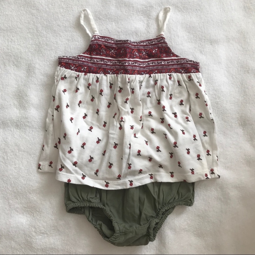 OLD NAVY baby girl 18-24M